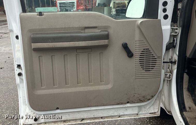 image for item ET4619 2008 Ford F250 Super Duty pickup truck