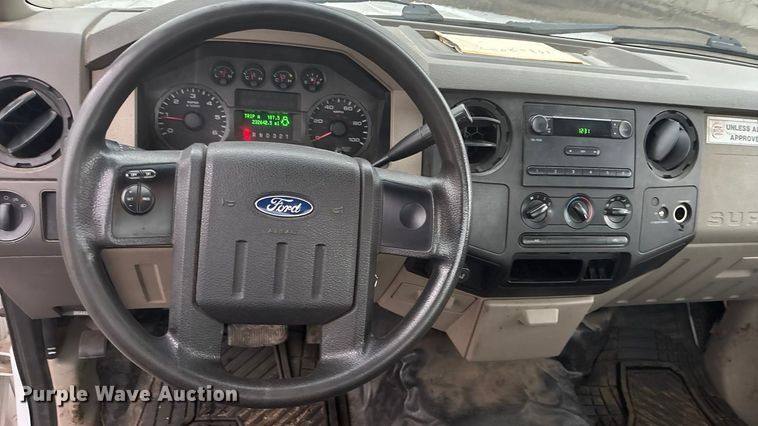 image for item ET4619 2008 Ford F250 Super Duty pickup truck