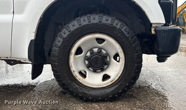 image for item ET4619 2008 Ford F250 Super Duty pickup truck