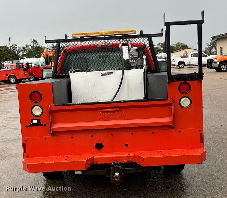 image for item ET4620 2016 Ford F250 Super Duty utility bed pickup truck