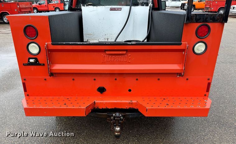 image for item ET4620 2016 Ford F250 Super Duty utility bed pickup truck