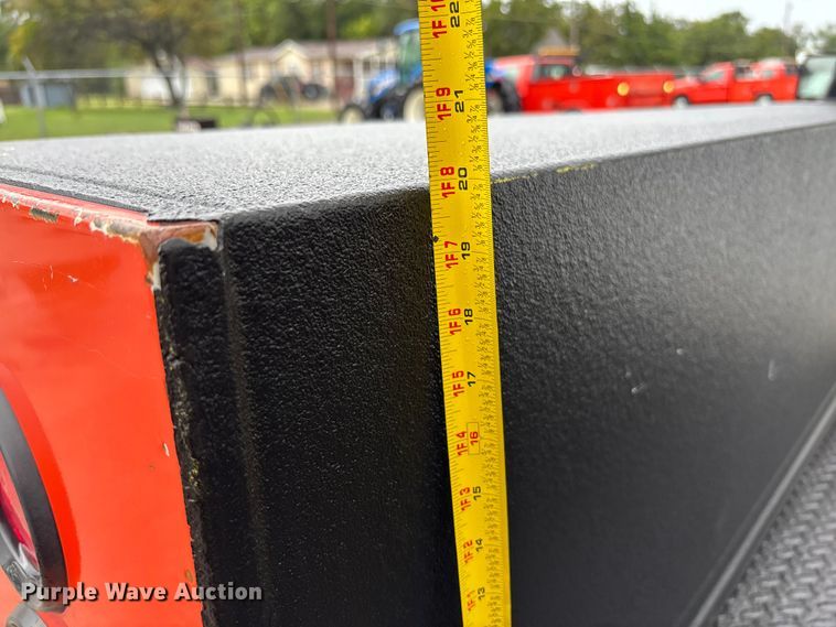 image for item ET4620 2016 Ford F250 Super Duty utility bed pickup truck