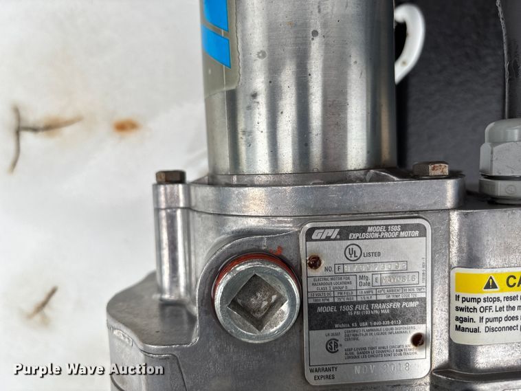 image for item ET4620 2016 Ford F250 Super Duty utility bed pickup truck