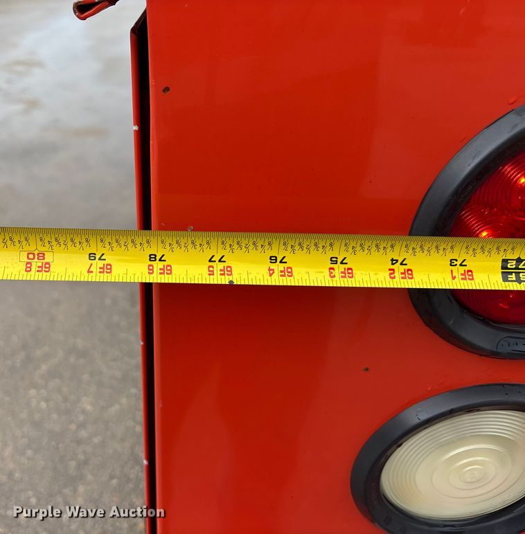 image for item ET4620 2016 Ford F250 Super Duty utility bed pickup truck