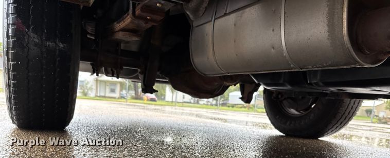 image for item ET4620 2016 Ford F250 Super Duty utility bed pickup truck