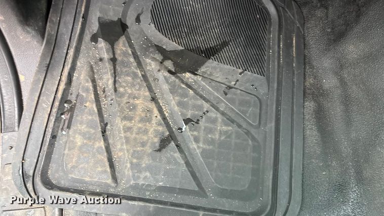 image for item ET4620 2016 Ford F250 Super Duty utility bed pickup truck