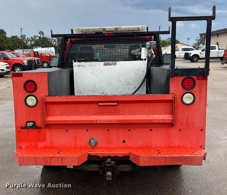 image for item ET4621 2014 Ford F250 Super Duty utility bed pickup truck