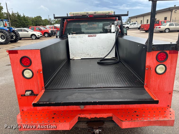 image for item ET4621 2014 Ford F250 Super Duty utility bed pickup truck