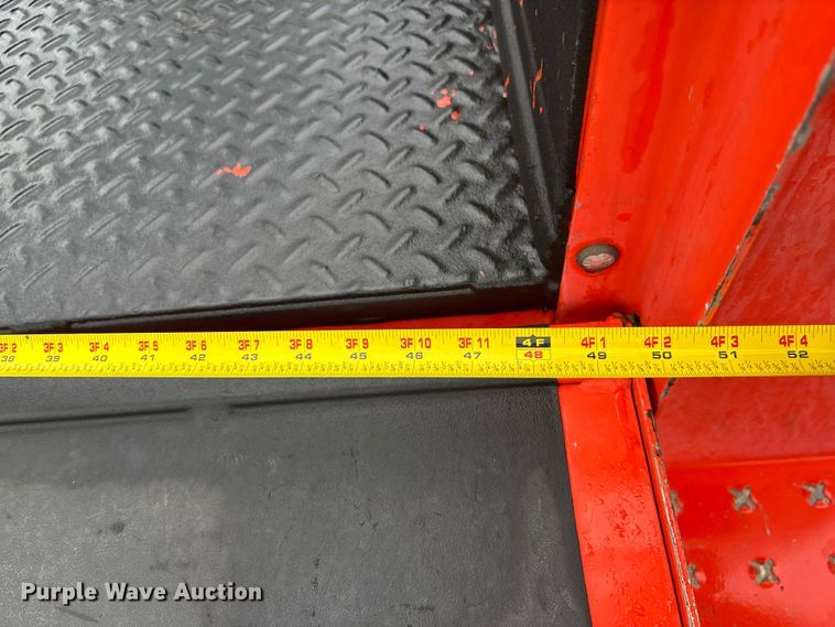 image for item ET4621 2014 Ford F250 Super Duty utility bed pickup truck