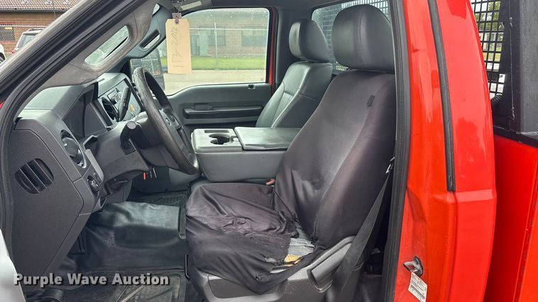 image for item ET4621 2014 Ford F250 Super Duty utility bed pickup truck