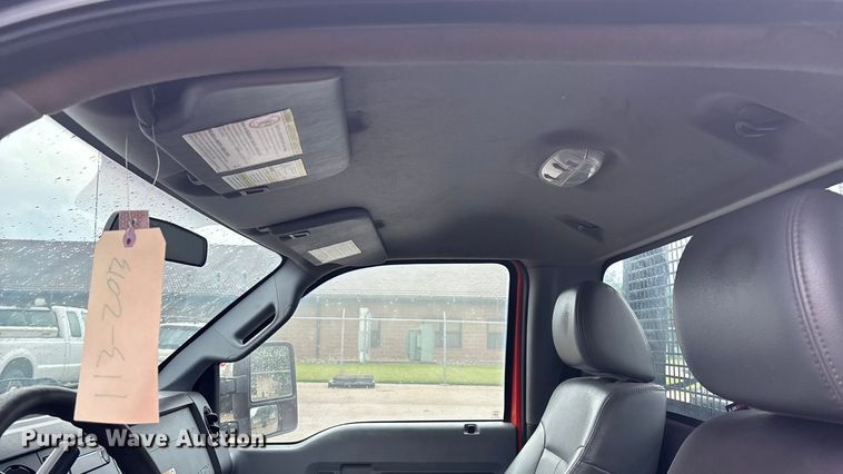 image for item ET4621 2014 Ford F250 Super Duty utility bed pickup truck