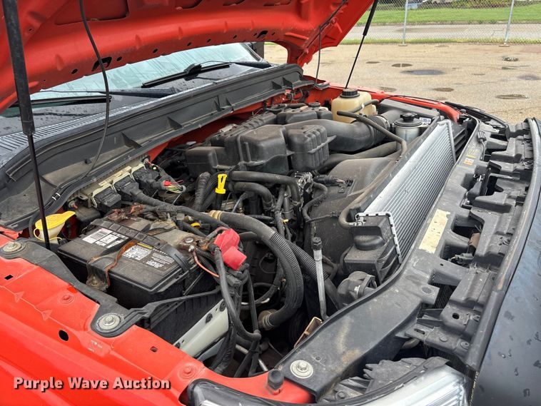 image for item ET4621 2014 Ford F250 Super Duty utility bed pickup truck