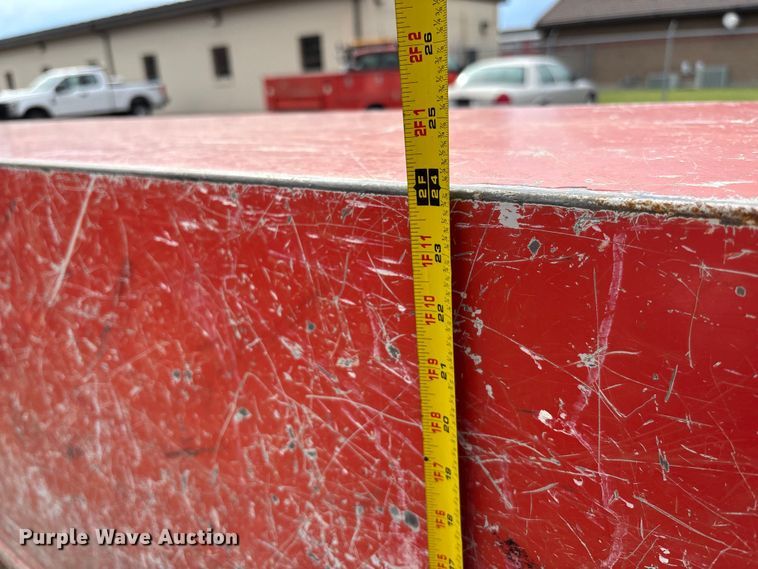 image for item ET4622 2011 Ford F250 Super Duty Crew Cab utility bed pickup truck