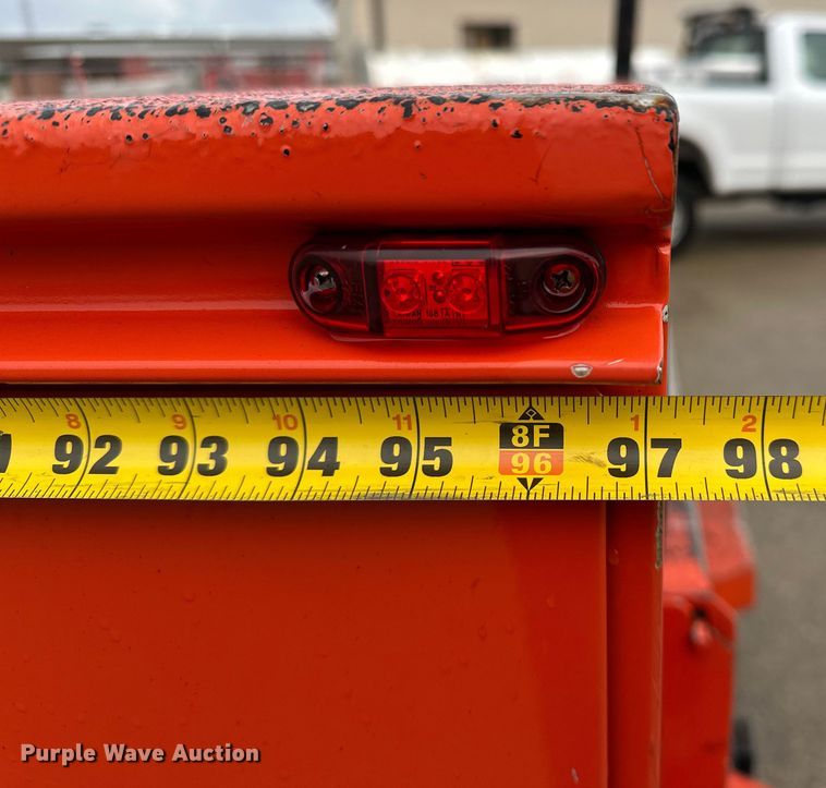 image for item ET4623 2011 Ford F250 Super Duty Crew Cab utility bed pickup truck