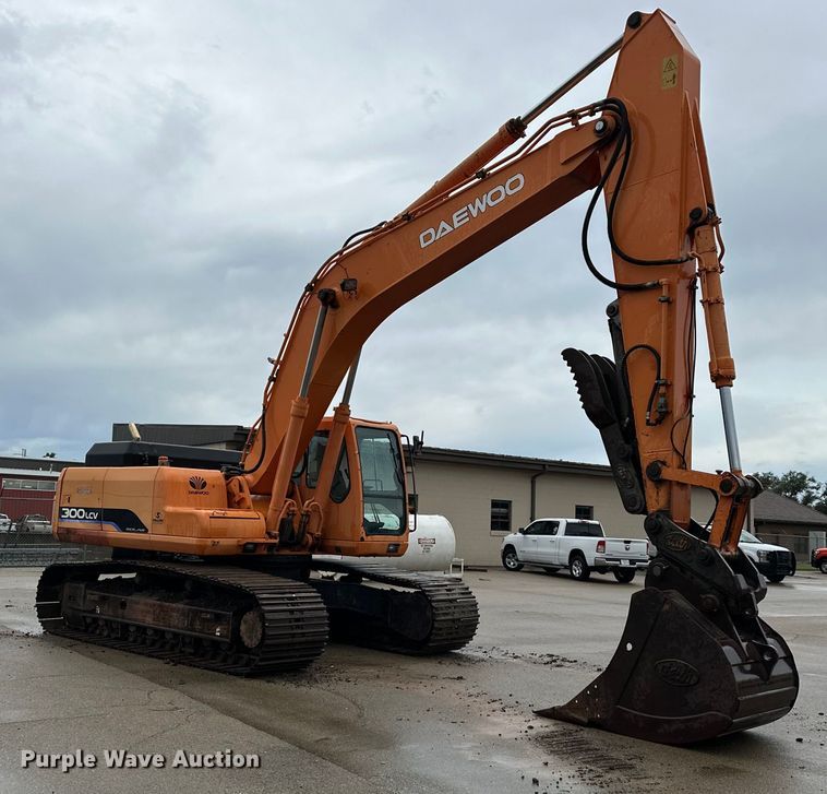 EXCAVADORA 2006 DAEWOO SOLAR300LCV