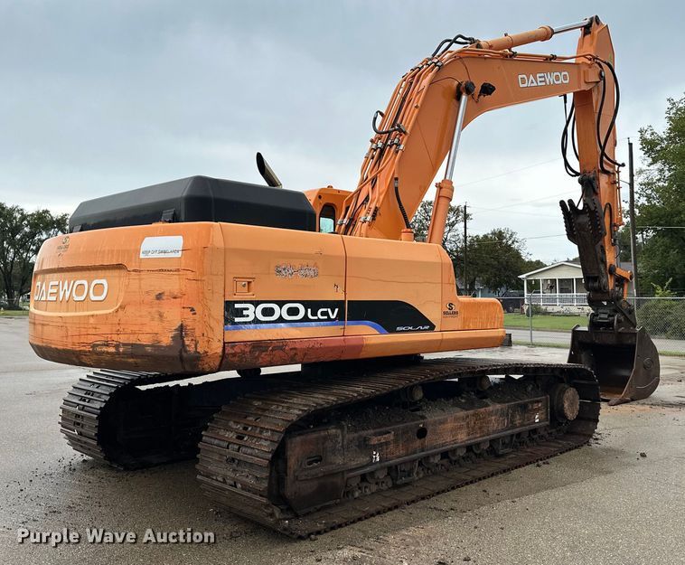 image for item ET4626 2006 Daewoo Solar 300LC-V excavator