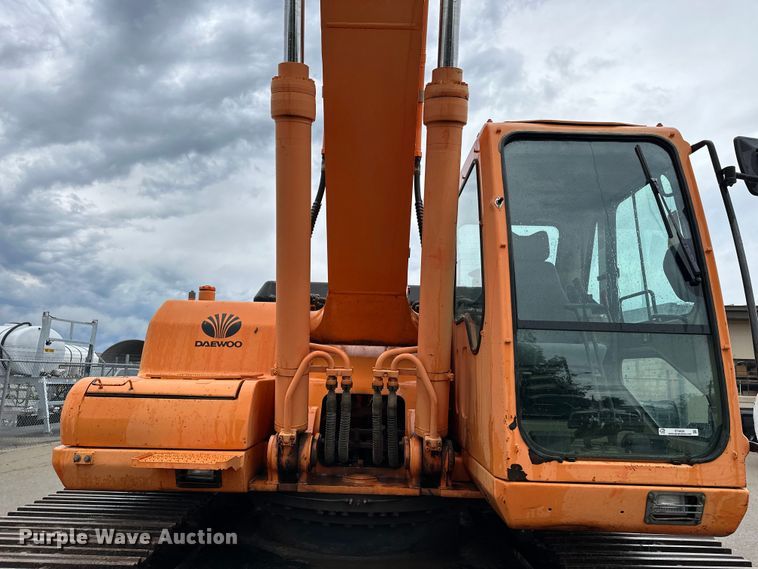 image for item ET4626 2006 Daewoo Solar 300LC-V excavator