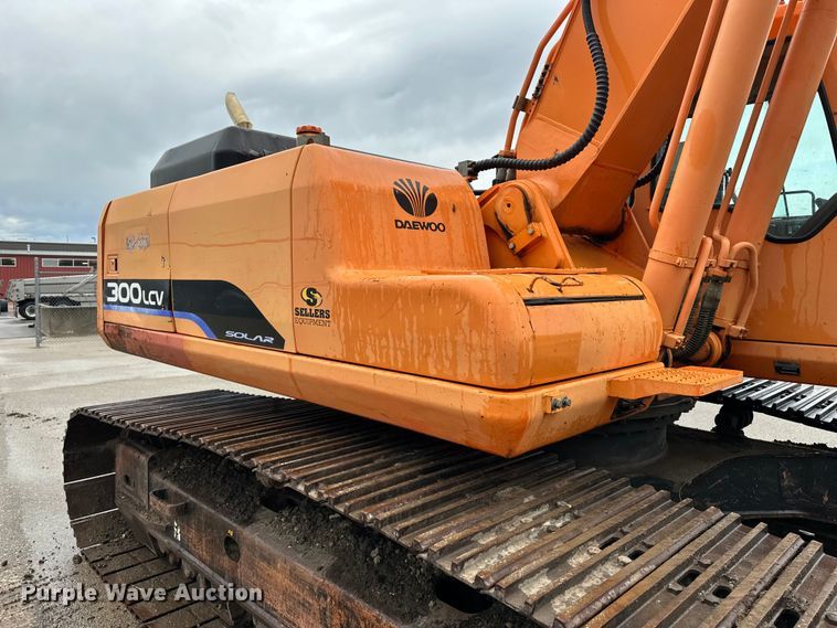 image for item ET4626 2006 Daewoo Solar 300LC-V excavator