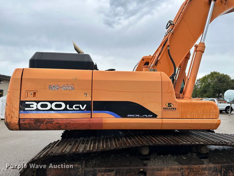 image for item ET4626 2006 Daewoo Solar 300LC-V excavator