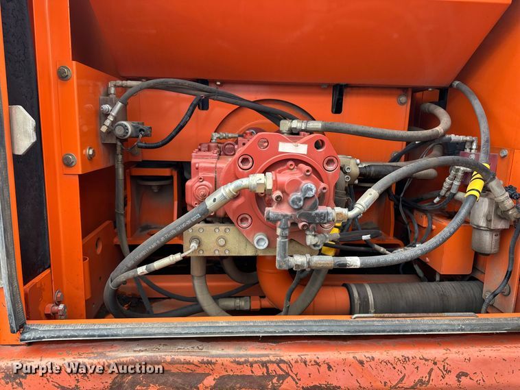 image for item ET4626 2006 Daewoo Solar 300LC-V excavator