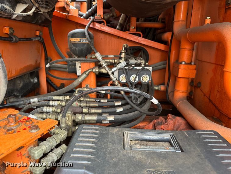 image for item ET4626 2006 Daewoo Solar 300LC-V excavator