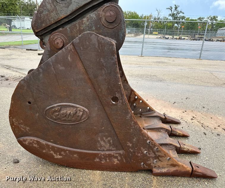 image for item ET4626 2006 Daewoo Solar 300LC-V excavator