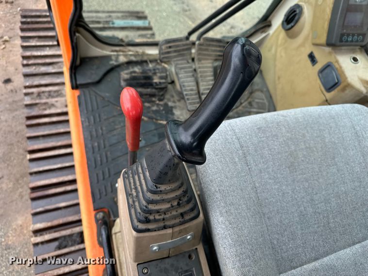 image for item ET4626 2006 Daewoo Solar 300LC-V excavator