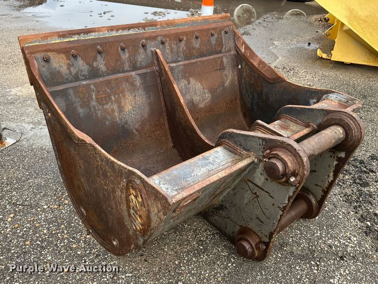 image for item ET4626 2006 Daewoo Solar 300LC-V excavator