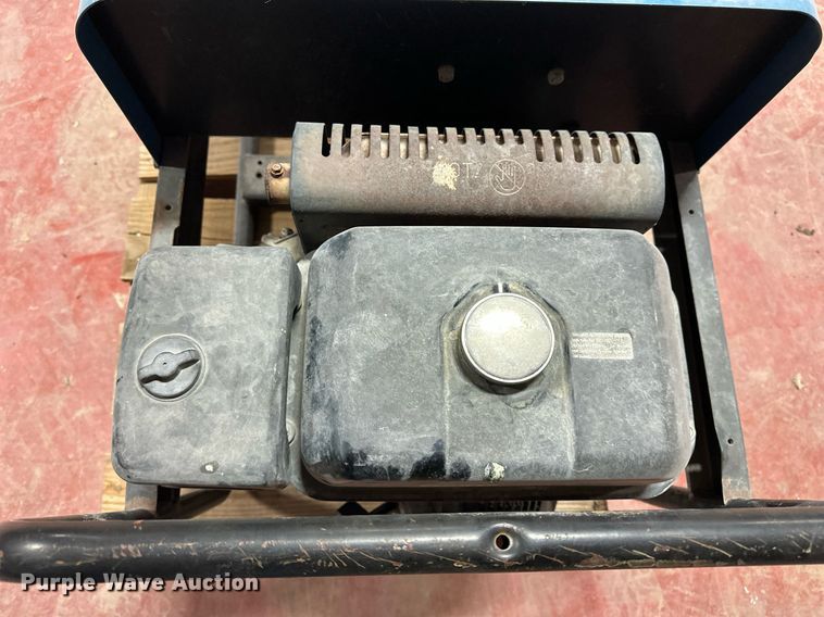 image for item DF8620 Miller Blue Star 145 welder/generator