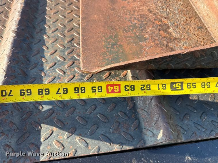 image for item DJ7794 2006 Belshe DT22 equipment trailer