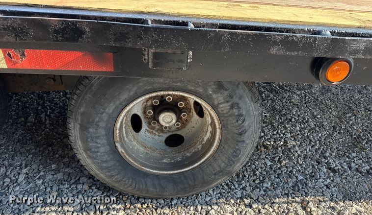 image for item DJ7794 2006 Belshe DT22 equipment trailer