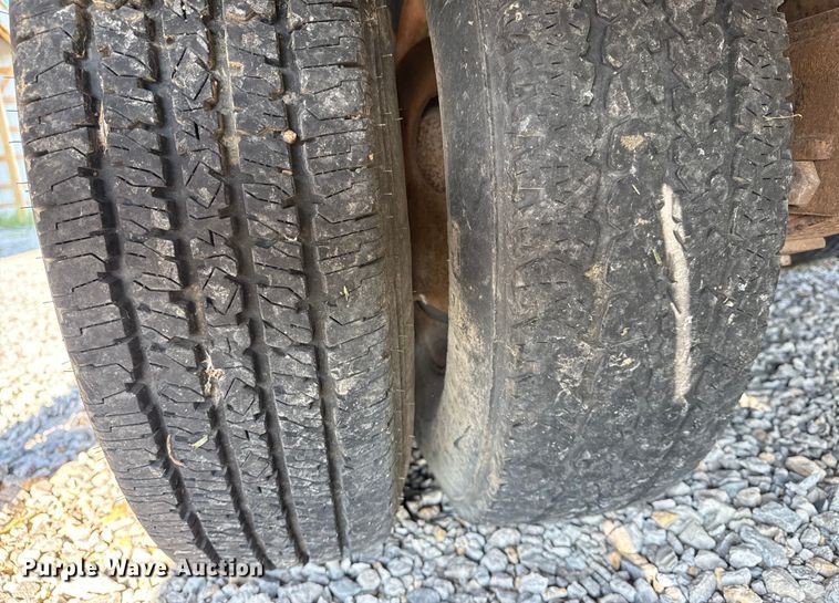 image for item DJ7794 2006 Belshe DT22 equipment trailer