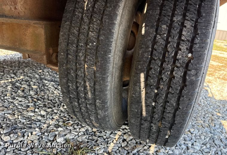 image for item DJ7794 2006 Belshe DT22 equipment trailer