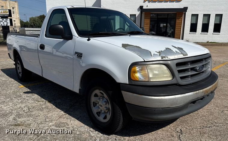 image for item DJ7798 2001 Ford F150 pickup truck