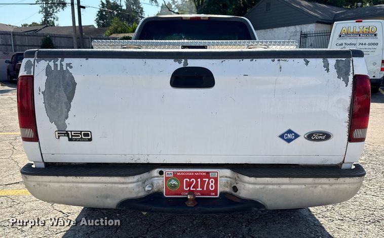 image for item DJ7798 2001 Ford F150 pickup truck