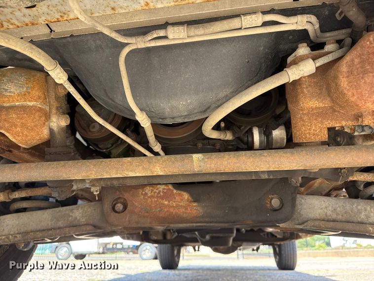 image for item DJ7798 2001 Ford F150 pickup truck