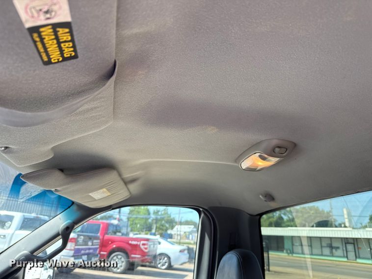 image for item DJ7798 2001 Ford F150 pickup truck