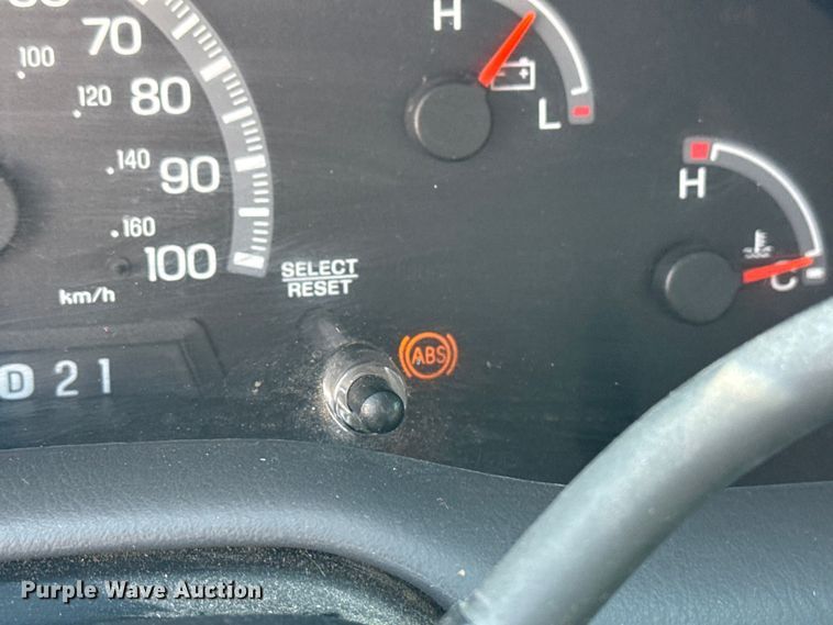 image for item DJ7798 2001 Ford F150 pickup truck