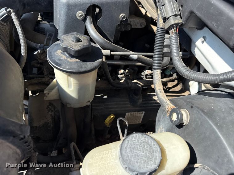 image for item DJ7798 2001 Ford F150 pickup truck