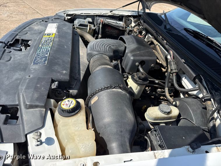 image for item DJ7798 2001 Ford F150 pickup truck