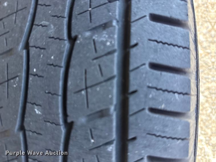 image for item DJ7798 2001 Ford F150 pickup truck