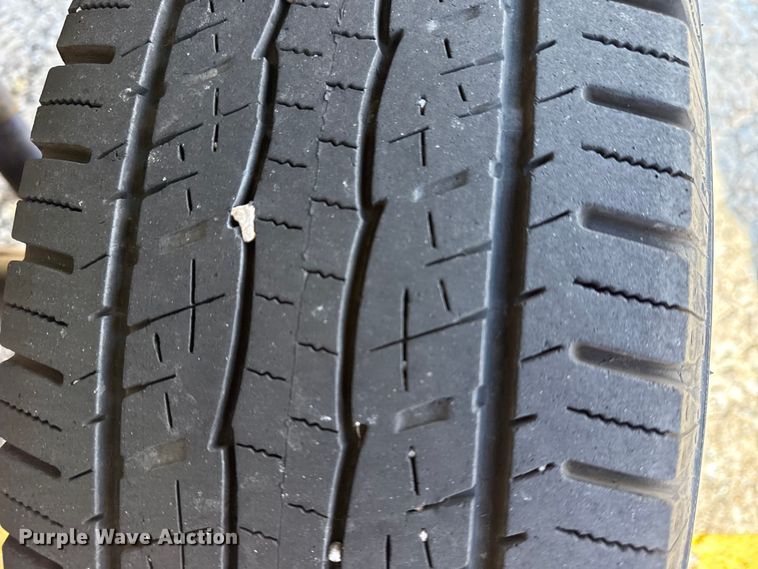 image for item DJ7798 2001 Ford F150 pickup truck