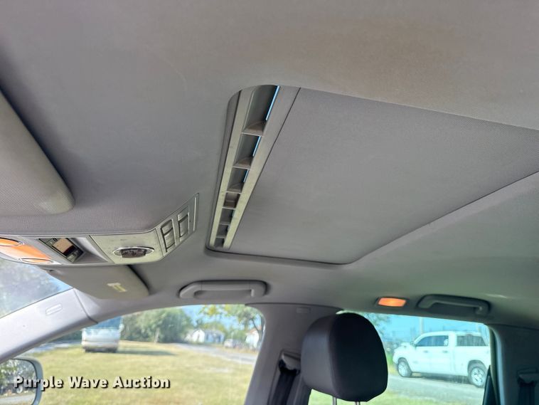 image for item DJ7817 2008 Volkswagen Touareg SUV