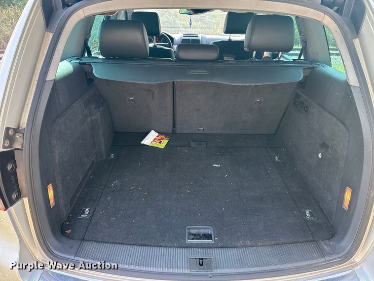 image for item DJ7817 2008 Volkswagen Touareg SUV