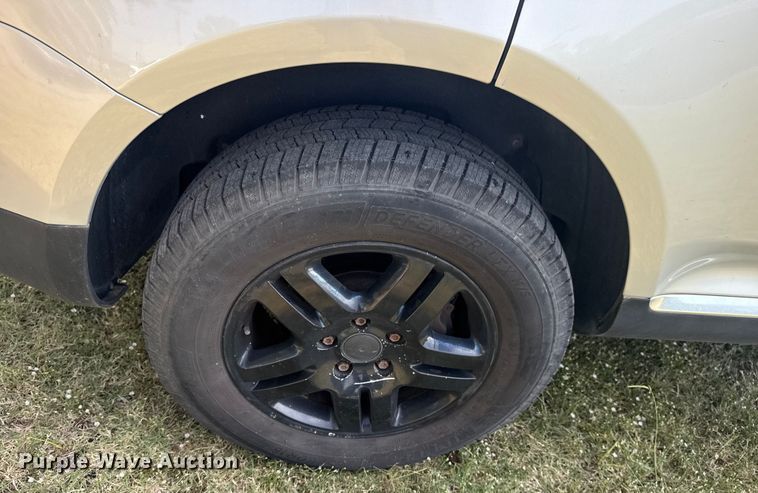 image for item DJ7817 2008 Volkswagen Touareg SUV