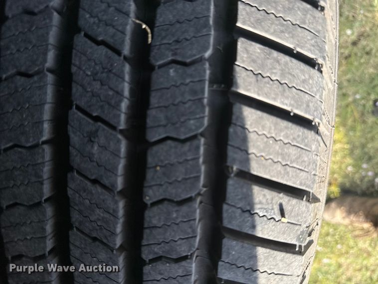 image for item DJ7817 2008 Volkswagen Touareg SUV