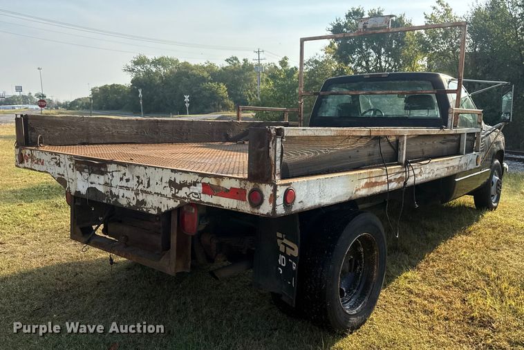 image for item DJ7818 1998 Chevrolet 3500 flatbed pickup truck