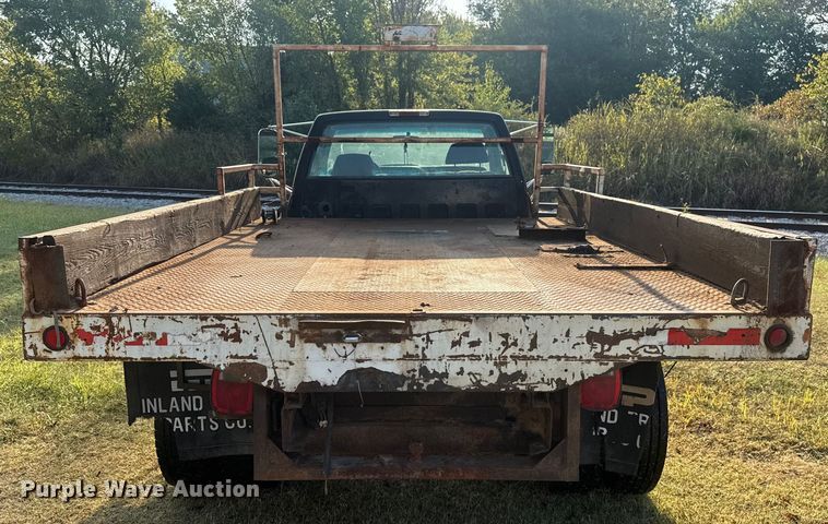 image for item DJ7818 1998 Chevrolet 3500 flatbed pickup truck