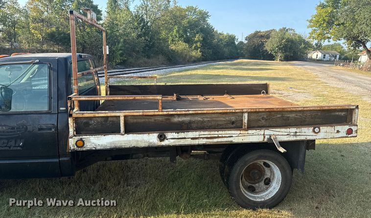 image for item DJ7818 1998 Chevrolet 3500 flatbed pickup truck