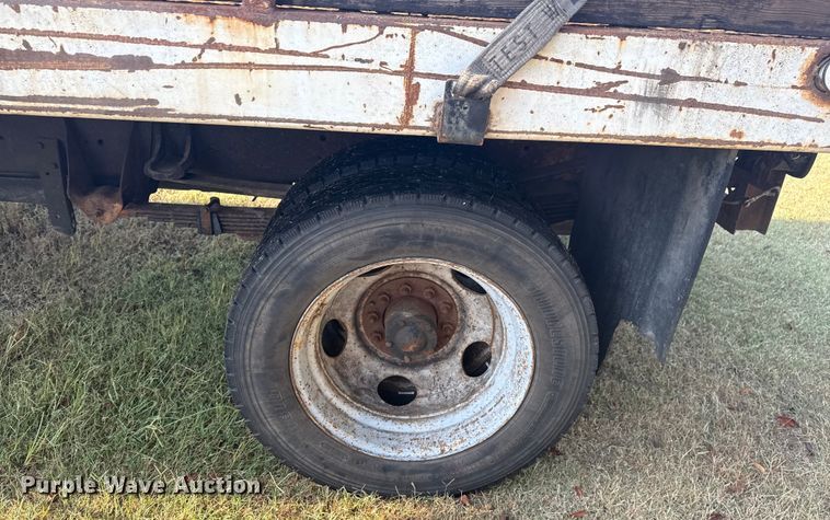 image for item DJ7818 1998 Chevrolet 3500 flatbed pickup truck